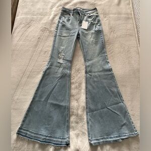 Women’s flared jeans new w/tags